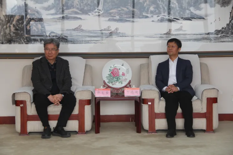 Shandong LANO Gandeng Profesor KWAK,Moon Kyu,Ph.D.dan Perwakilan Liang Tongho dari Dongguk University, Korea Selatan untuk Melaksanakan Pertukaran dan Kerjasama di Bidang Pengendalian Kebisingan dengan Shandong Jianzhu University